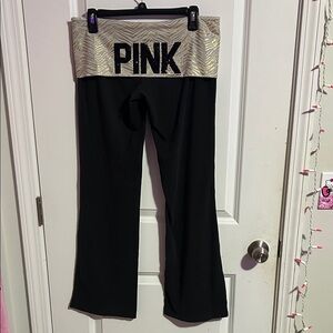 💛PINK vs Fold over flare yoga pants🤍